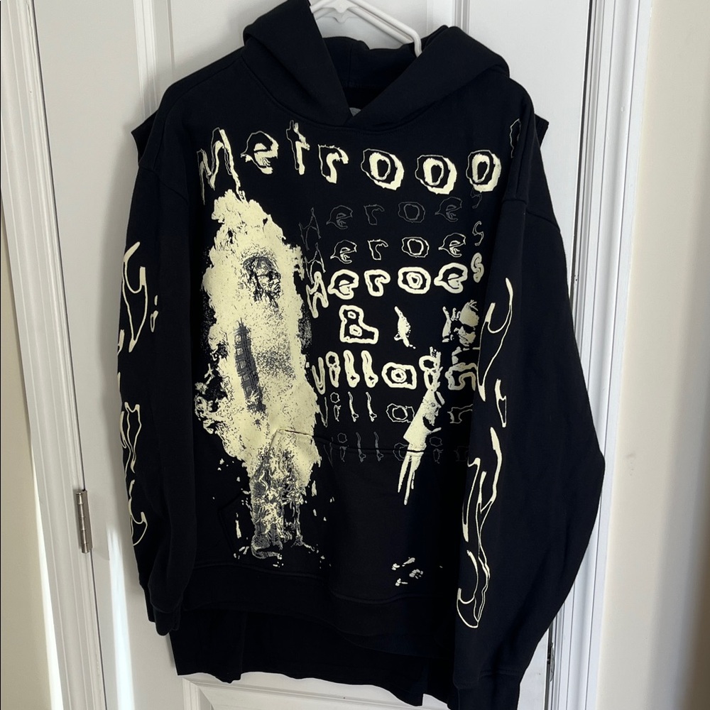 Black Graphic Hooded Sweatshirt with Cream Print